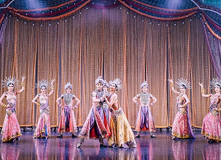 Simon Cabaret Show Regular Seat